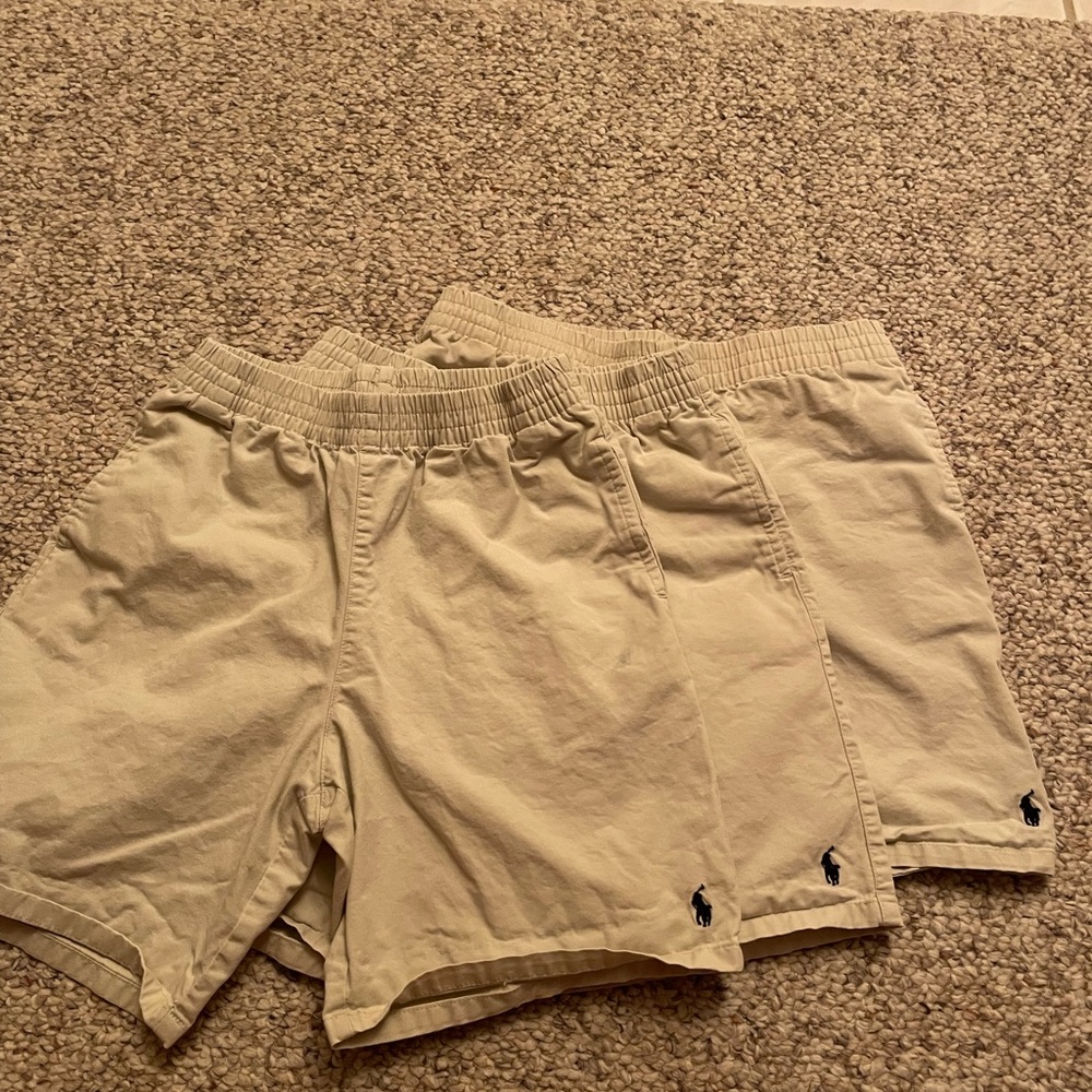 3 pairs of polo shorts with pockets